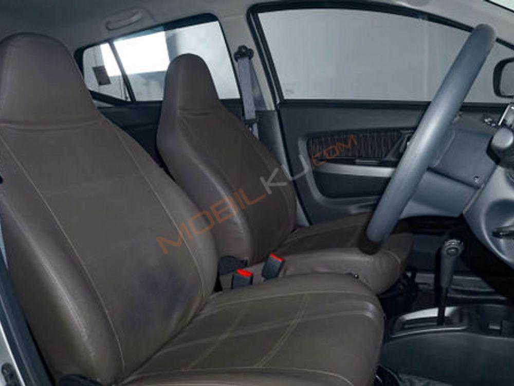 Mobil Toyota Agya 2018