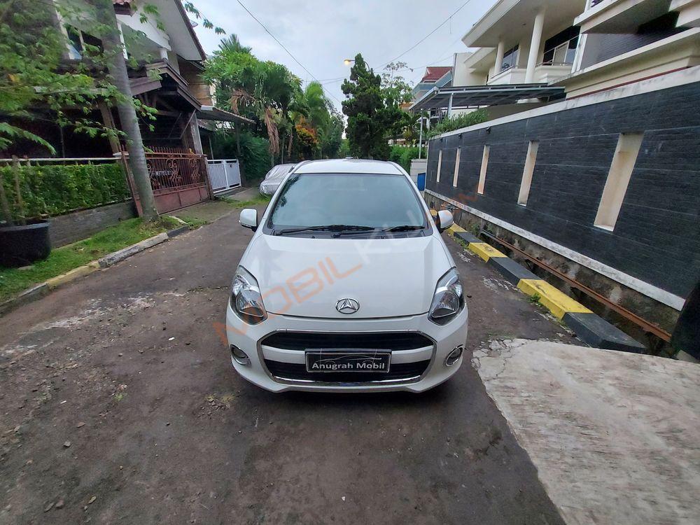 Mobil Daihatsu Ayla 2015