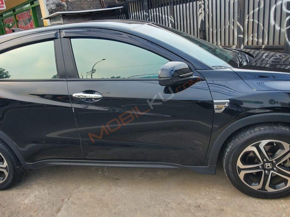 Mobil Honda HR-V 2021