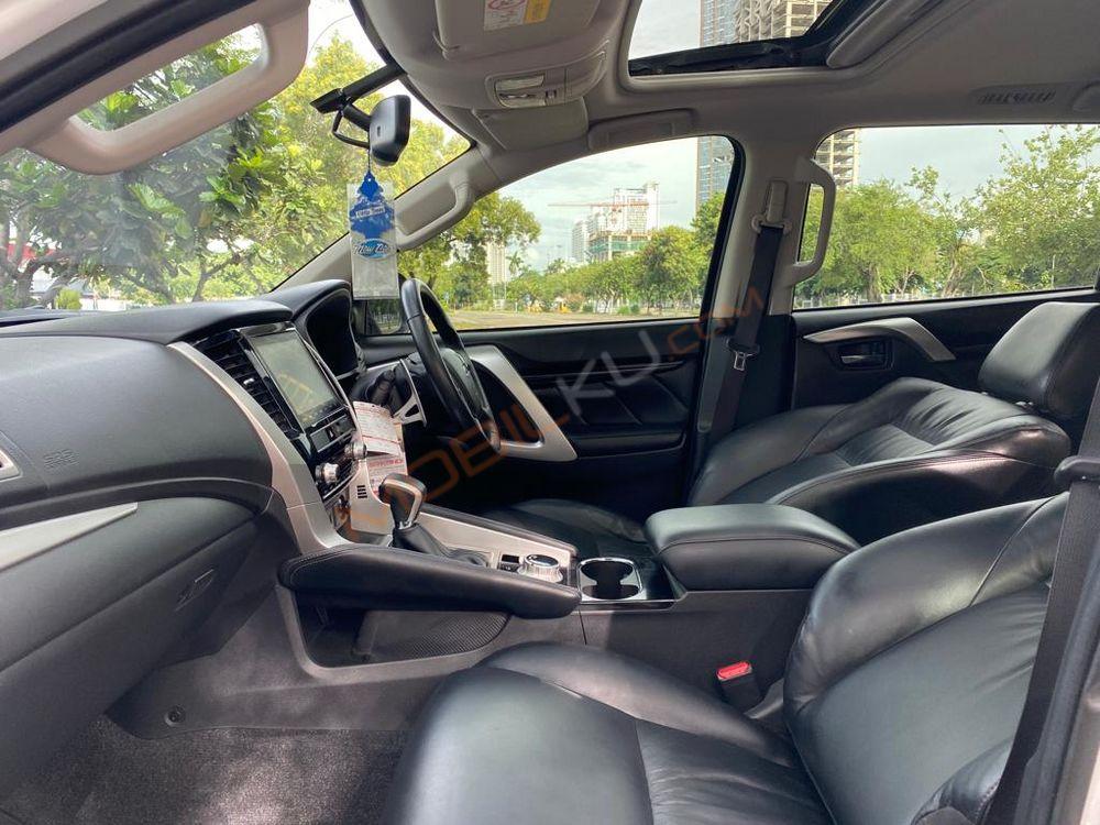 Mobil Mitsubishi Pajero Sport 2021