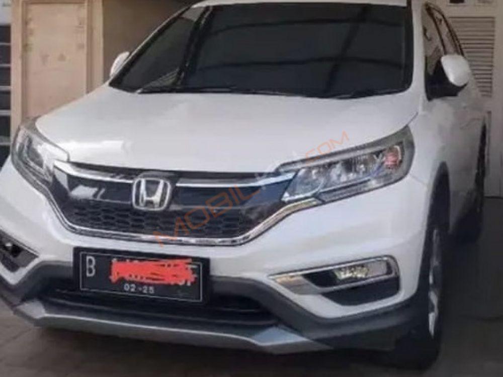 Mobil Honda CR-V 2015