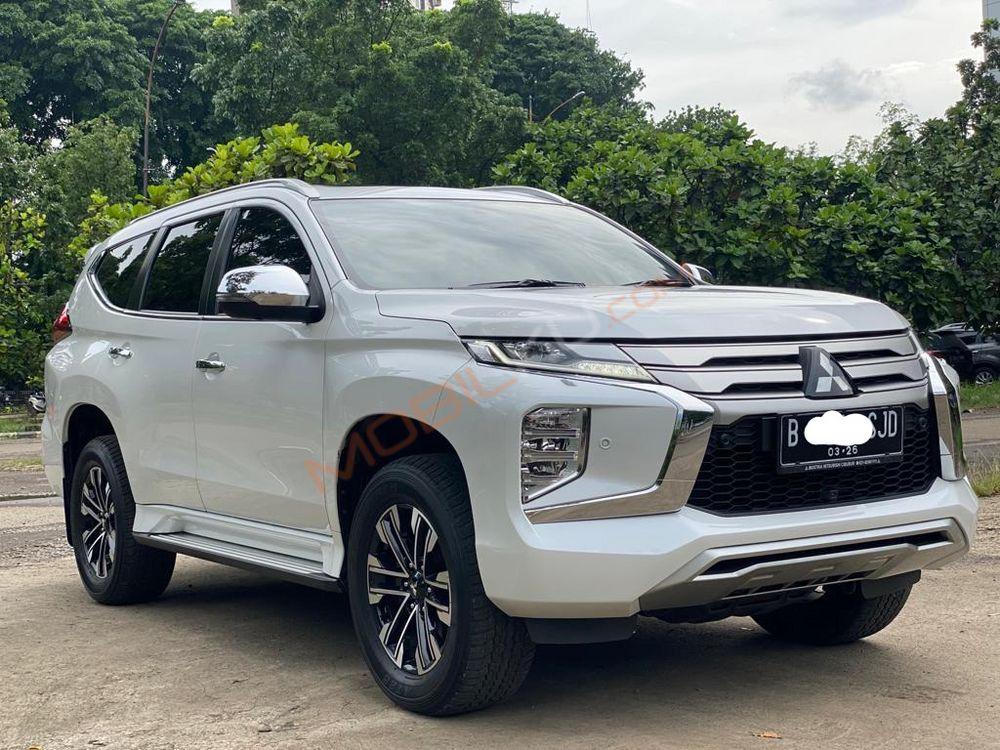 Mobil Mitsubishi Pajero Sport 2021