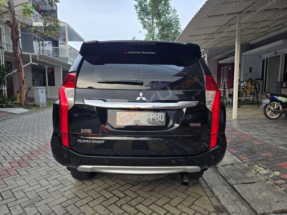 Mobil Mitsubishi Pajero Sport 2016