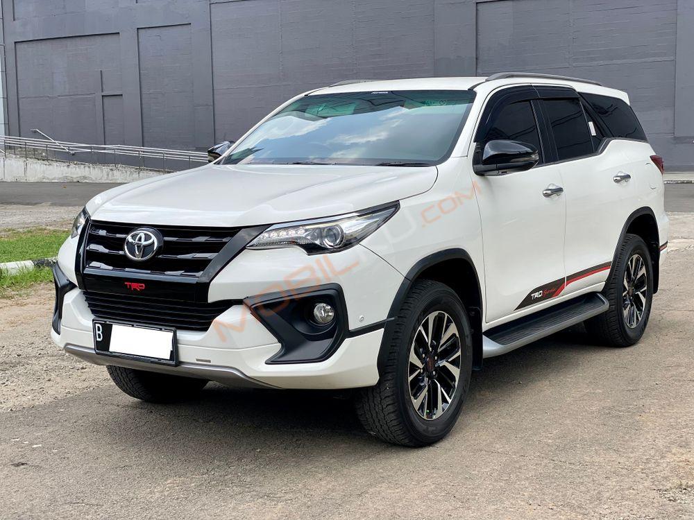 Mobil Toyota Fortuner 2019