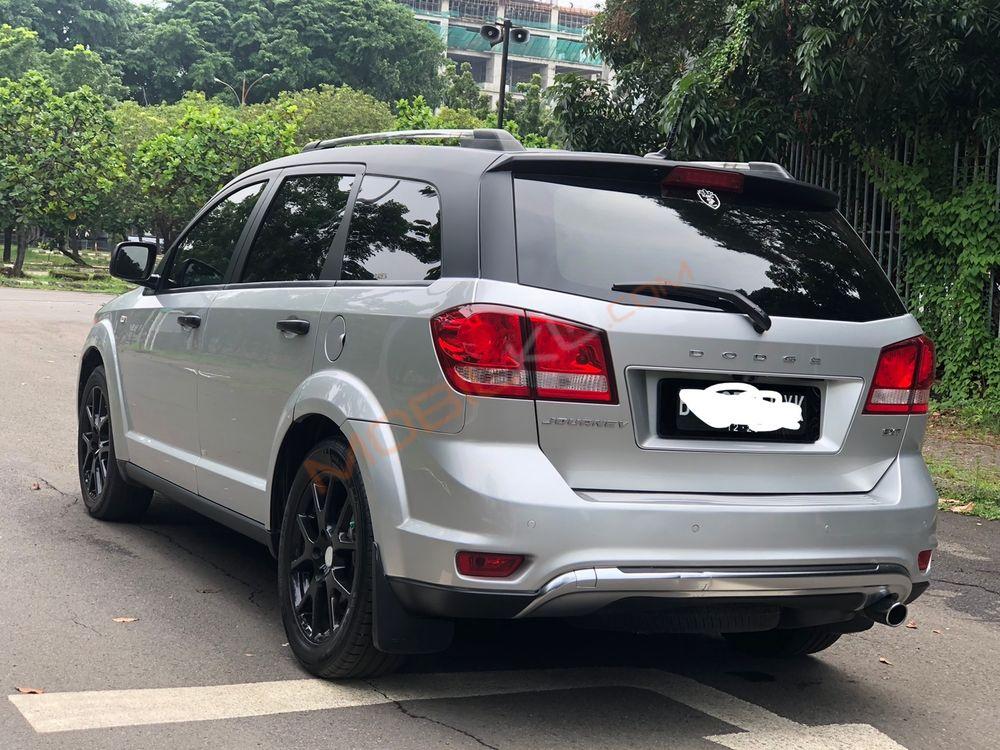 Mobil Dodge Journey 2014