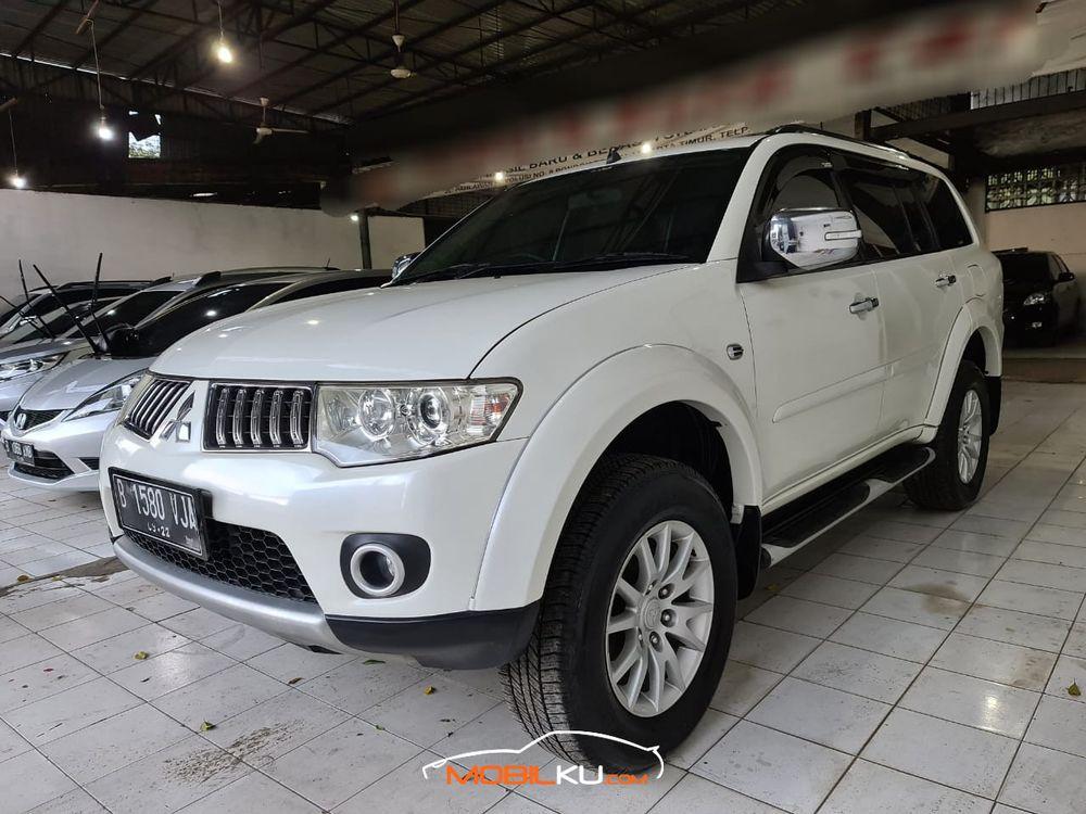 Mobil Mitsubishi Pajero Sport 2012