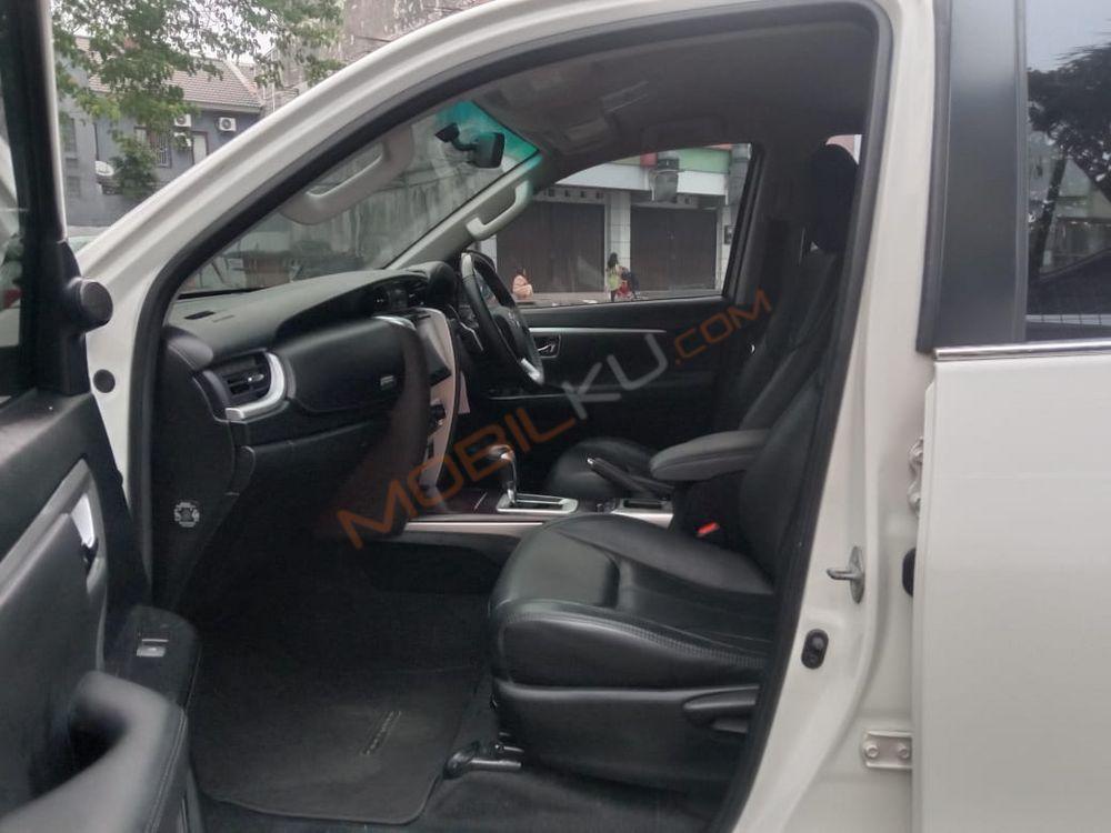 Mobil Toyota Fortuner 2016