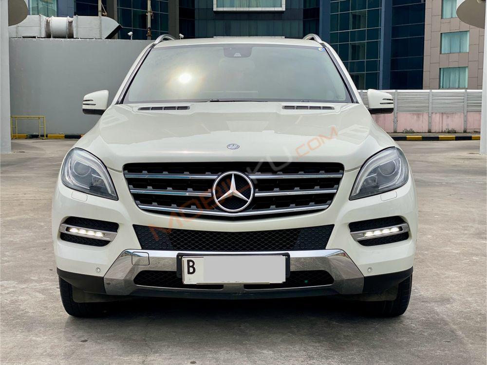 Mobil Mercedes-Benz ML 2013