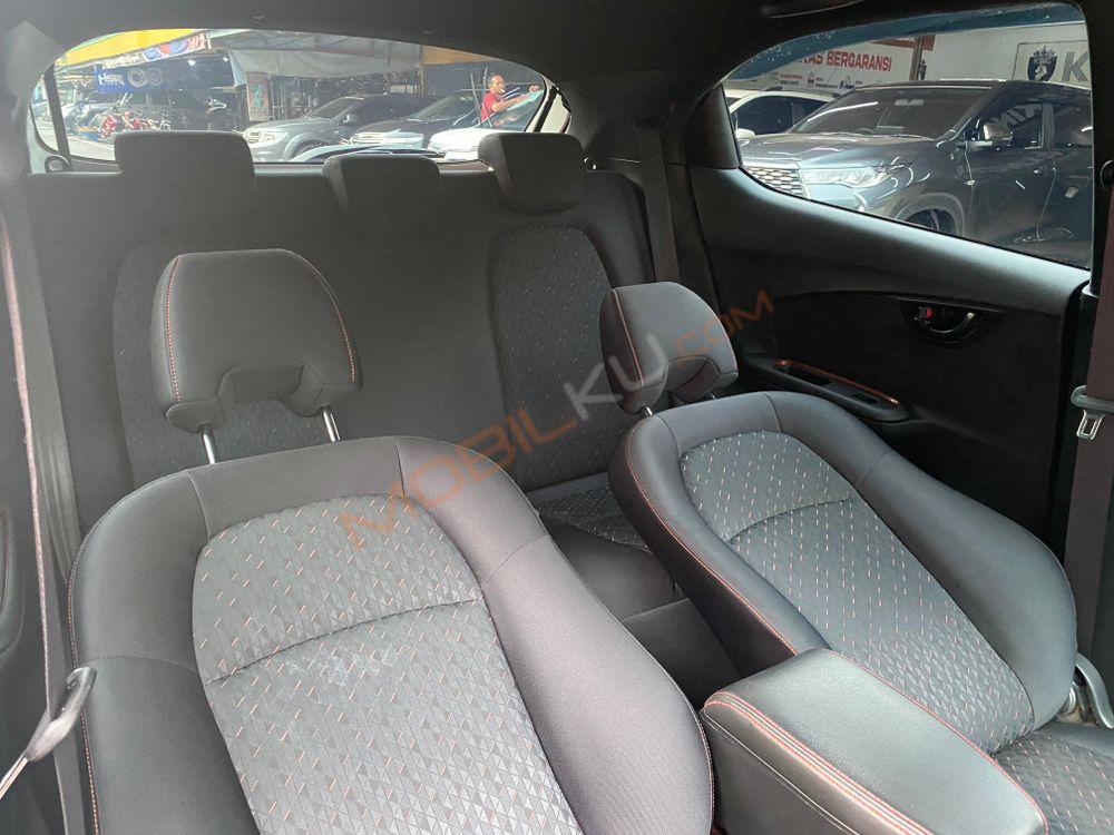 Mobil Honda Brio 2023