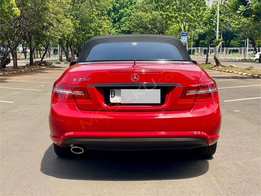Mobil Mercedes-Benz E-Class 2013
