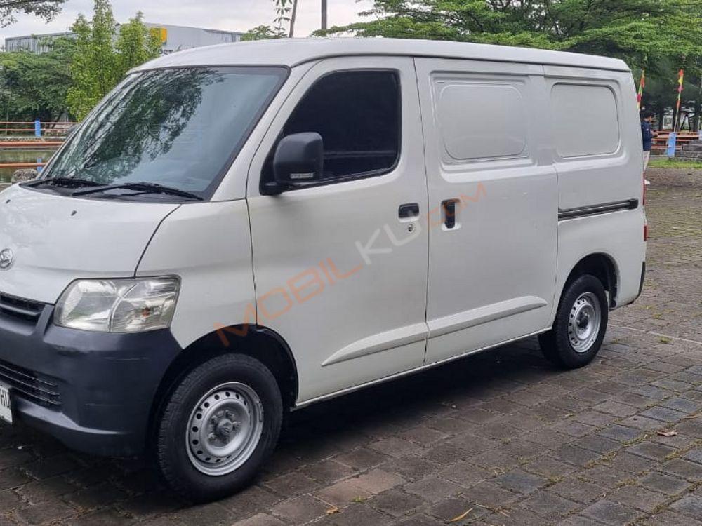 Mobil Daihatsu Gran Max 2018