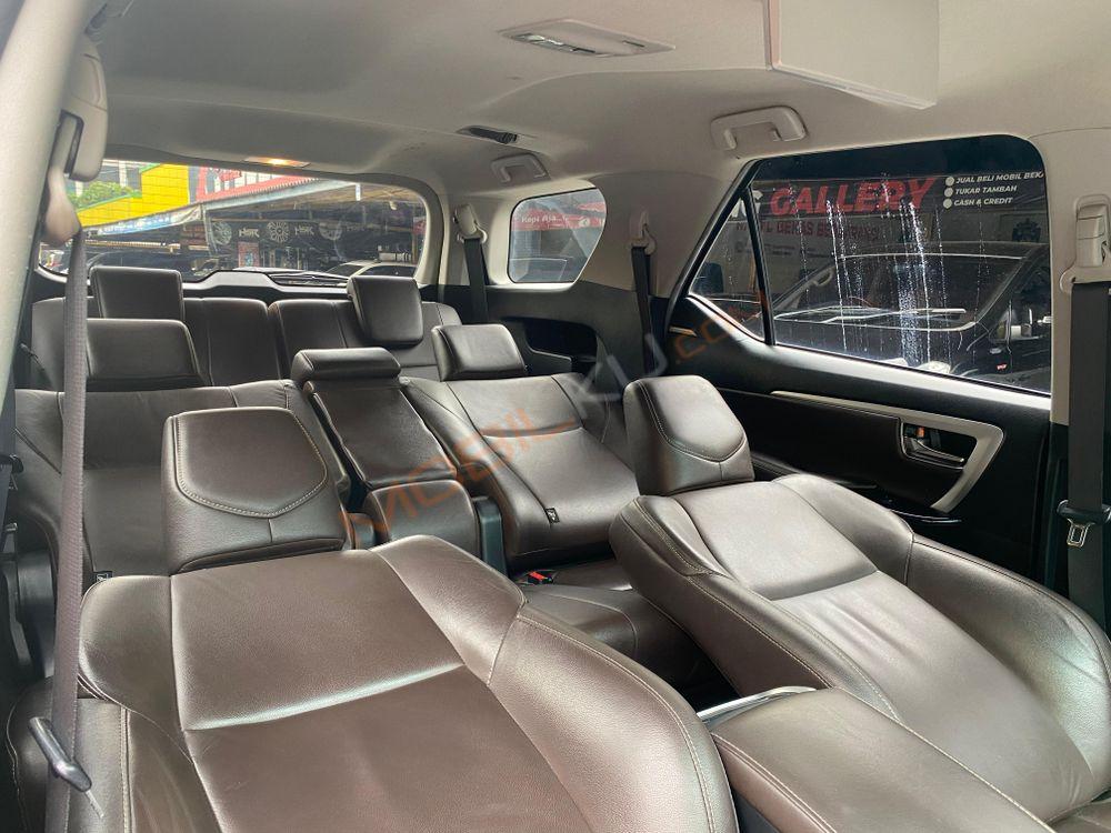 Mobil Toyota Fortuner 2020