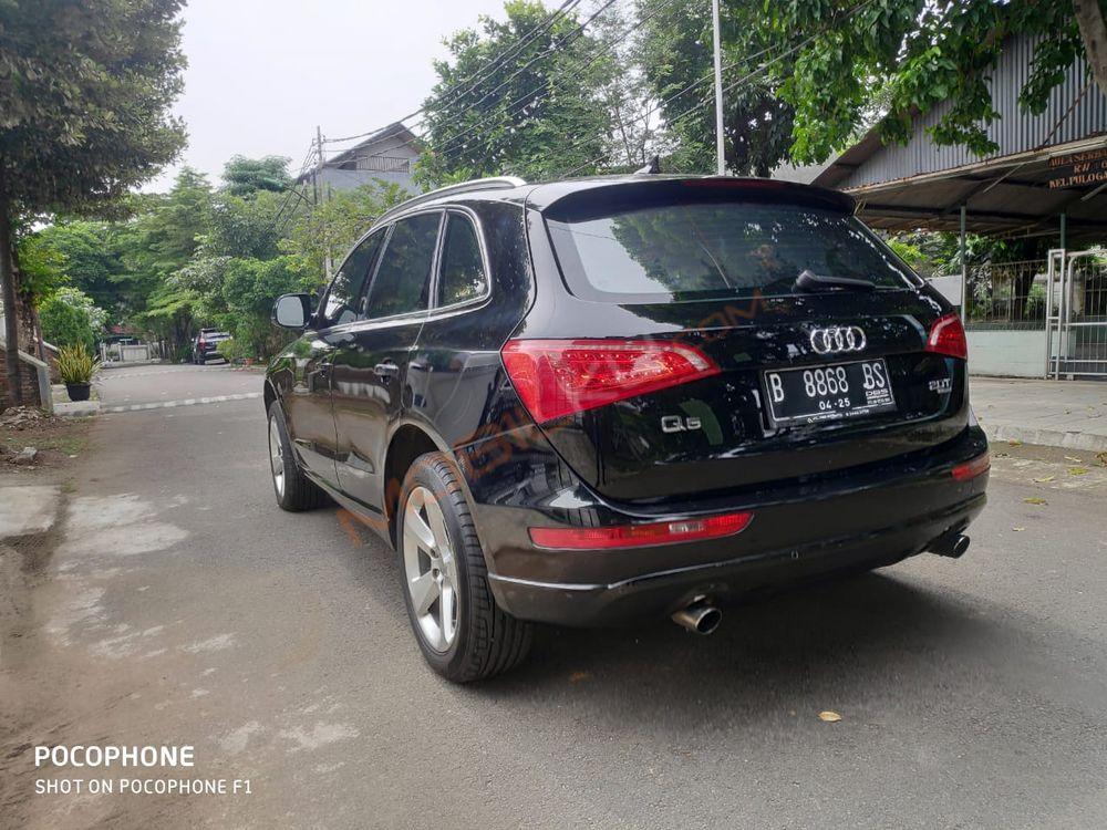 Mobil Audi Q5 2011