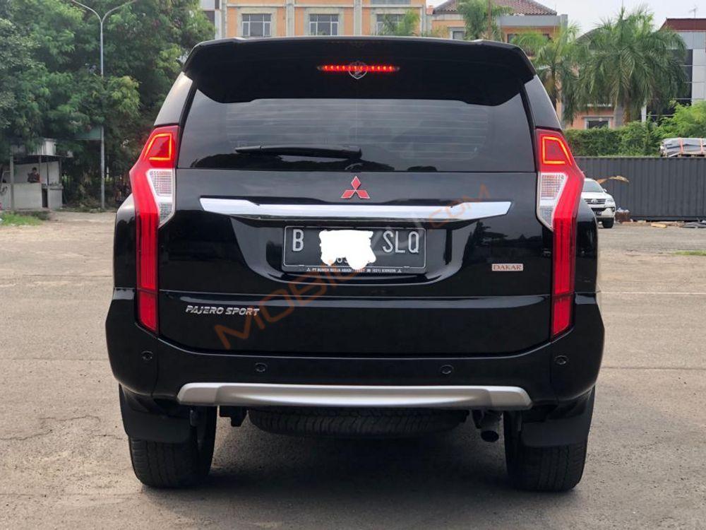 Mobil Mitsubishi Pajero Sport 2017