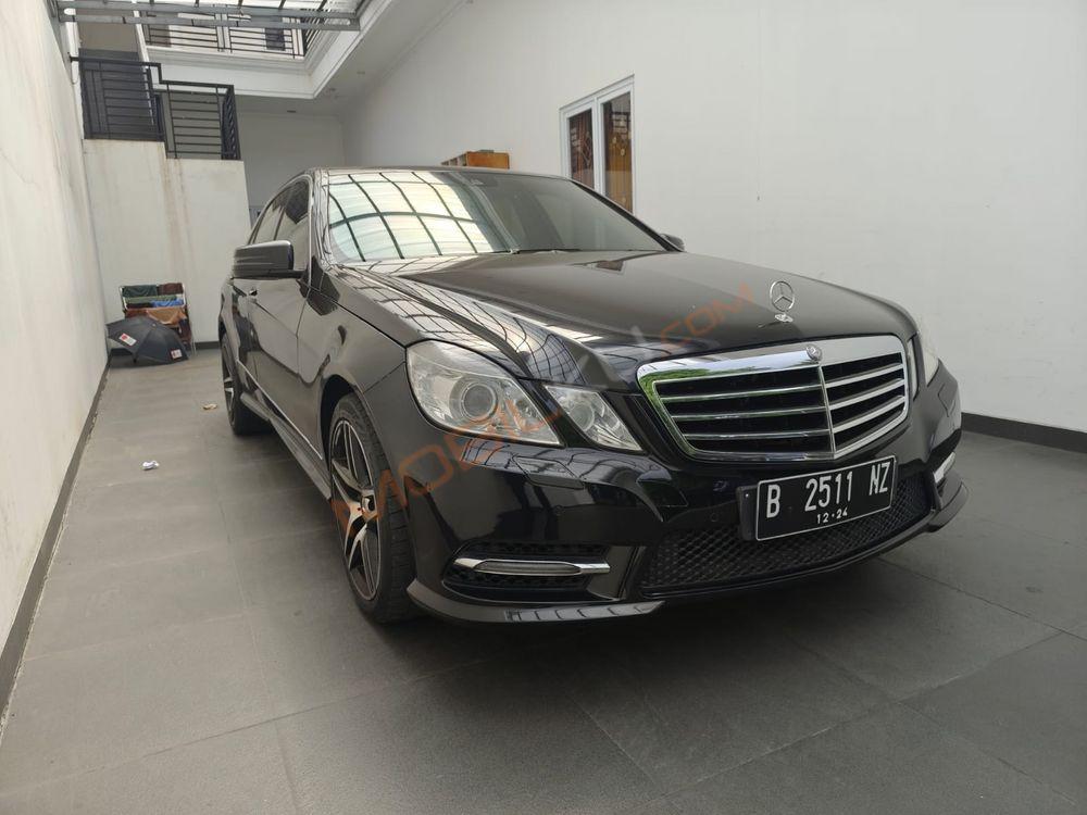 Mobil Mercedes-Benz E-Class 2013