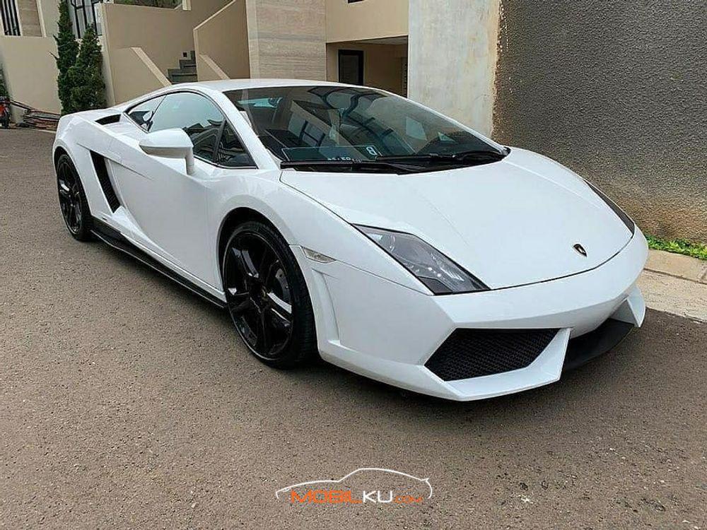 Mobil Lamborghini Gallardo 2013