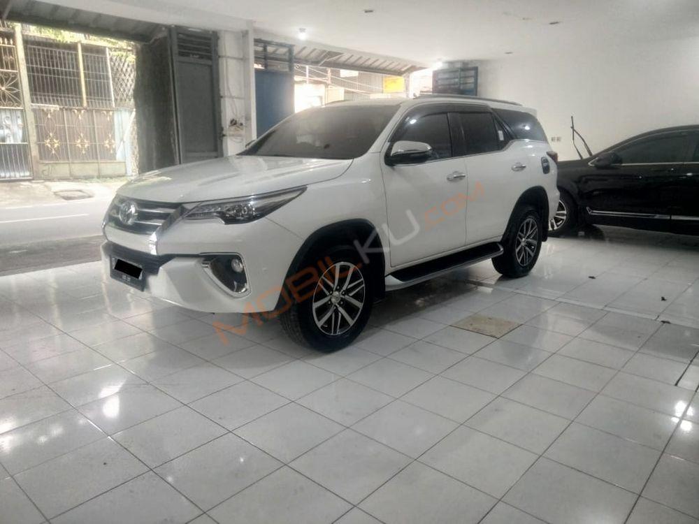 Mobil Toyota Fortuner 2019