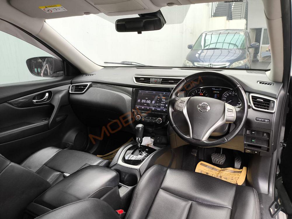 Mobil Nissan X-Trail 2019