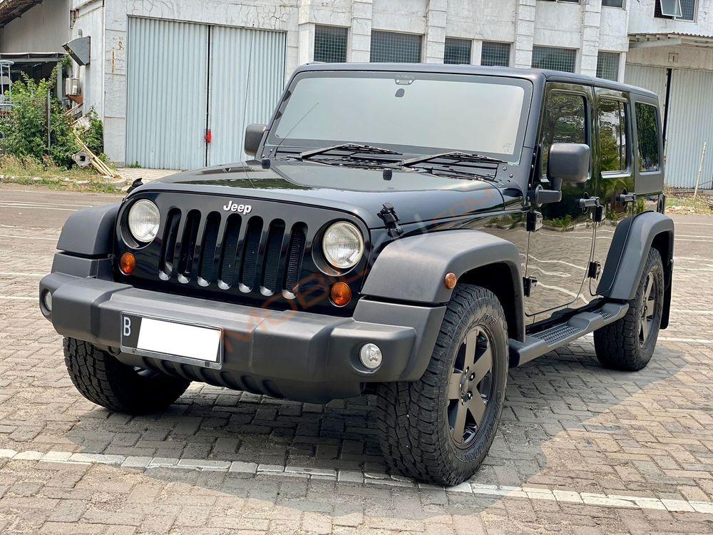 Mobil Jeep Wrangler 2011