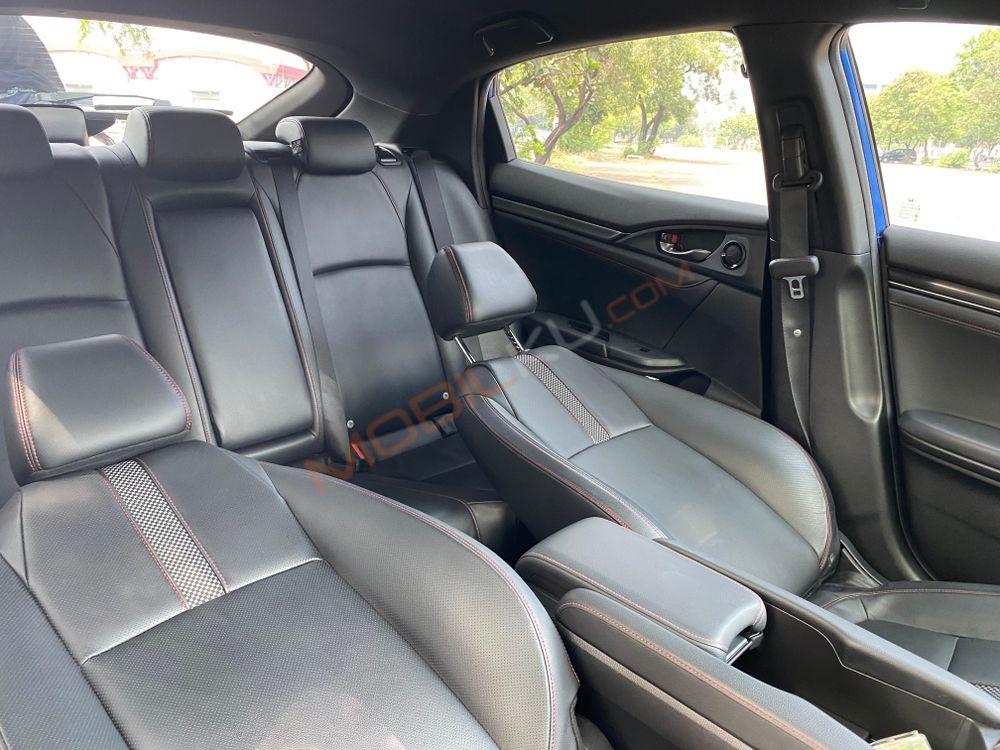 Mobil Honda Civic Hatchback 2021