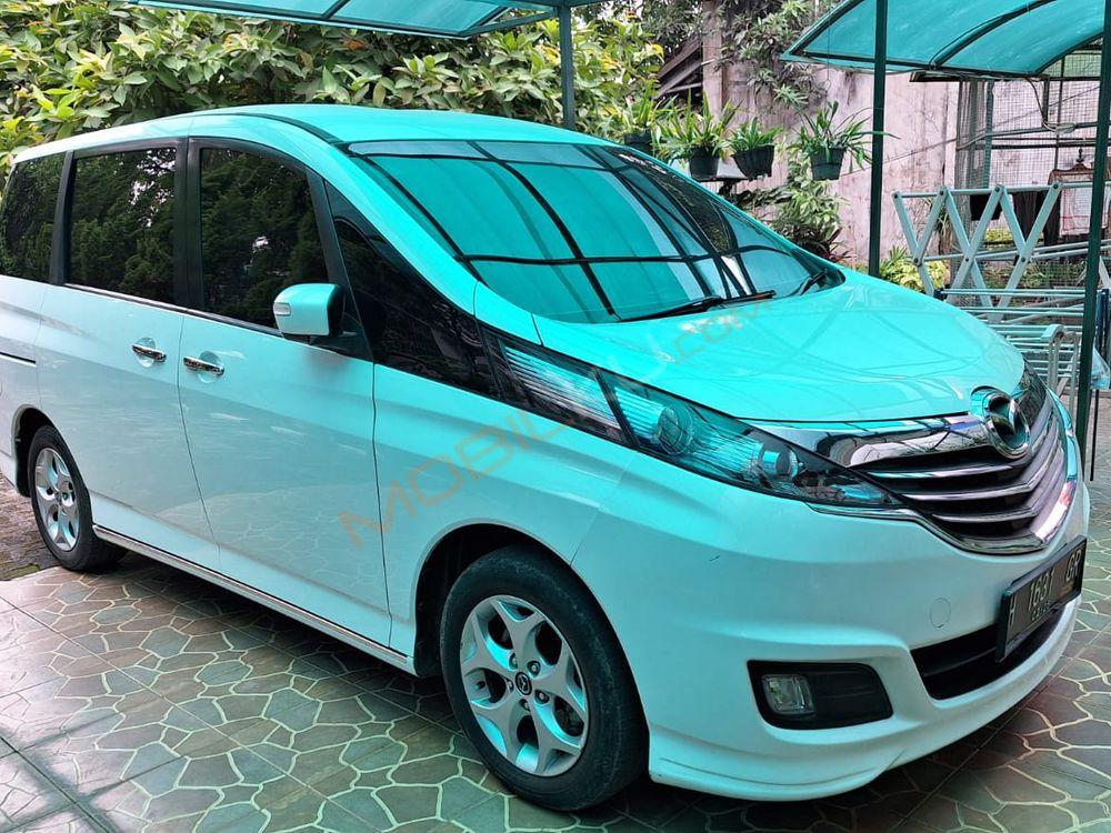 Mobil Mazda Biante 2015