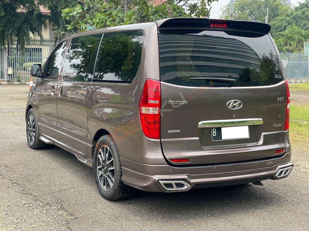 Mobil Hyundai H-1 2018