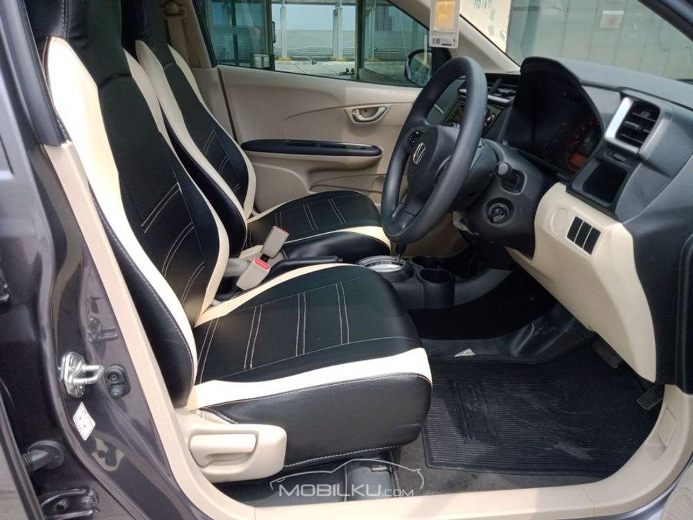 Mobil Honda Brio 2017