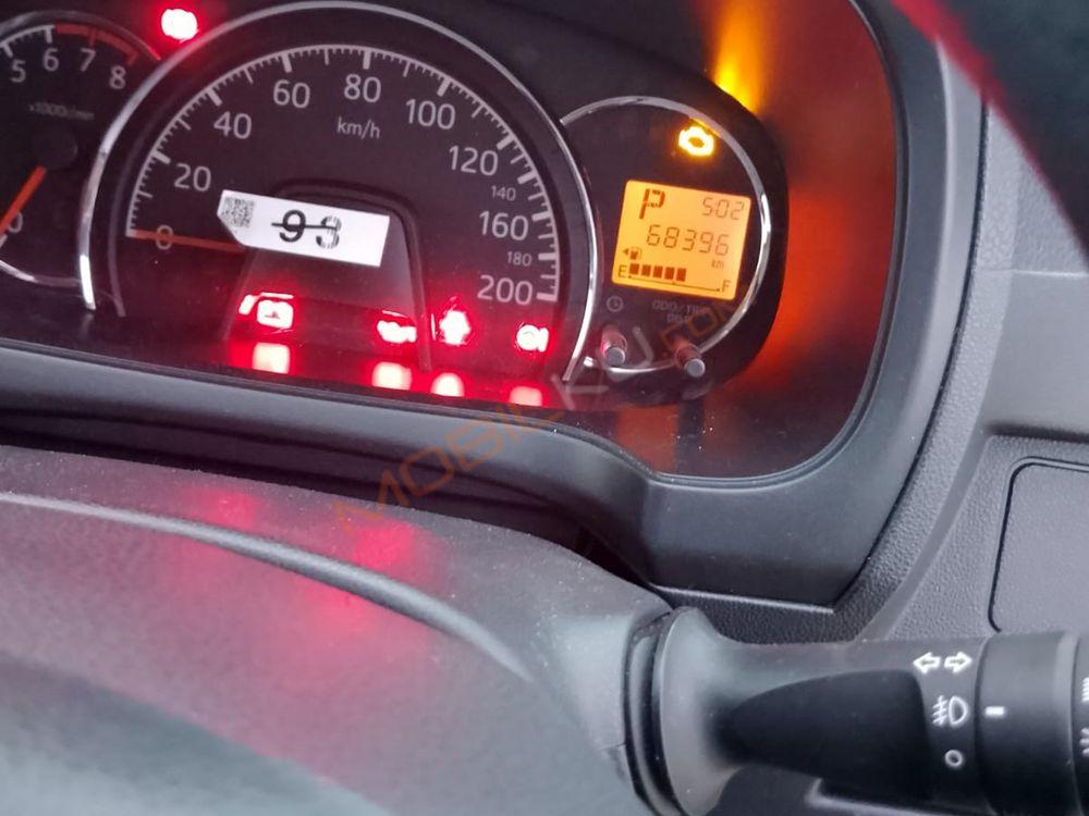 Mobil Toyota Agya 2017