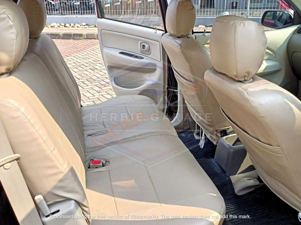 Mobil Daihatsu Xenia 2008