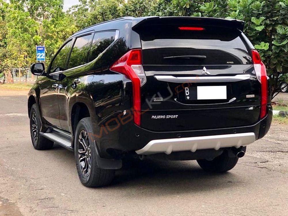 Mobil Mitsubishi Pajero Sport 2018