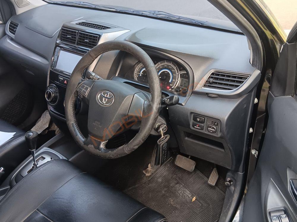 Mobil Toyota Avanza 2018