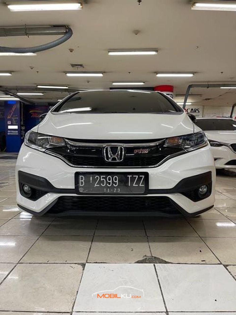 Mobil Honda Jazz 2018