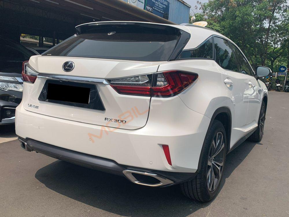 Mobil Lexus RX 2018