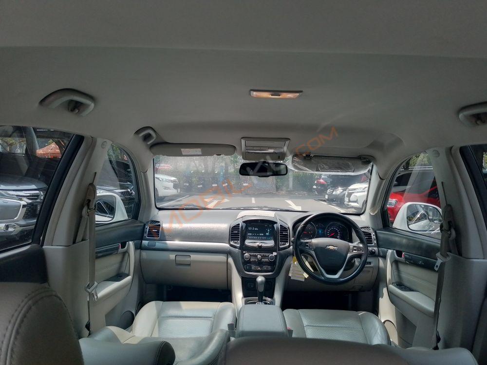 Mobil Chevrolet Captiva 2017