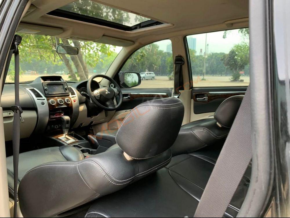 Mobil Mitsubishi Pajero Sport 2013