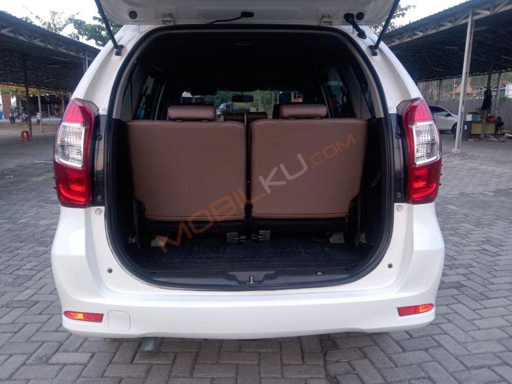 Mobil Toyota Avanza 2017