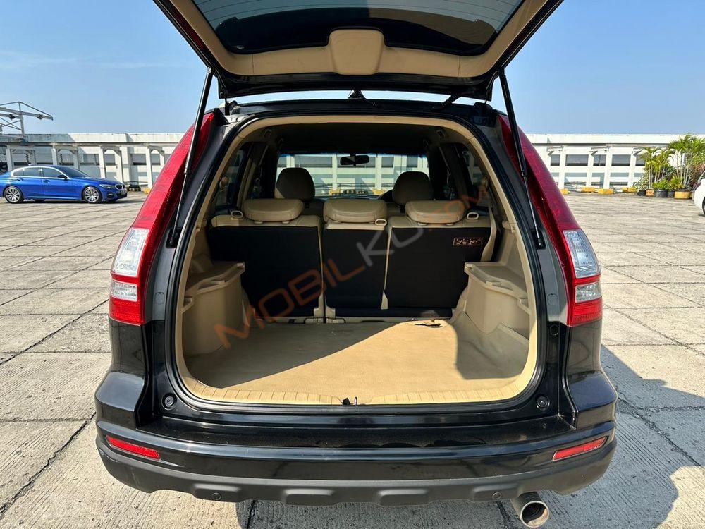 Mobil Honda CR-V 2010