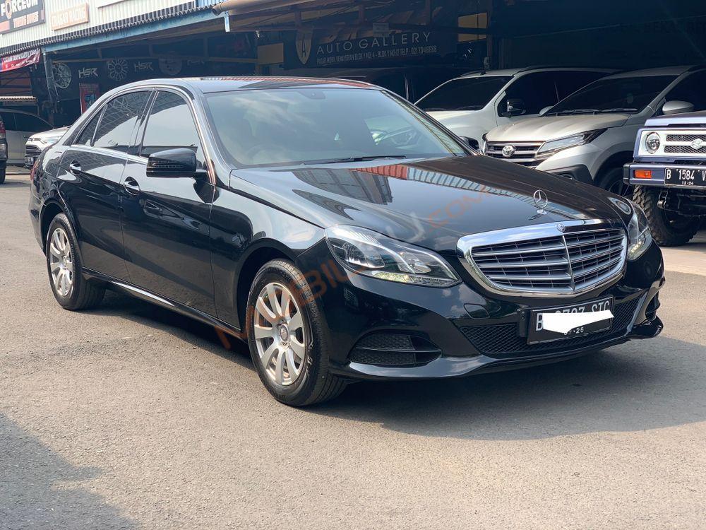 Mobil Mercedes-Benz E-Class 2016