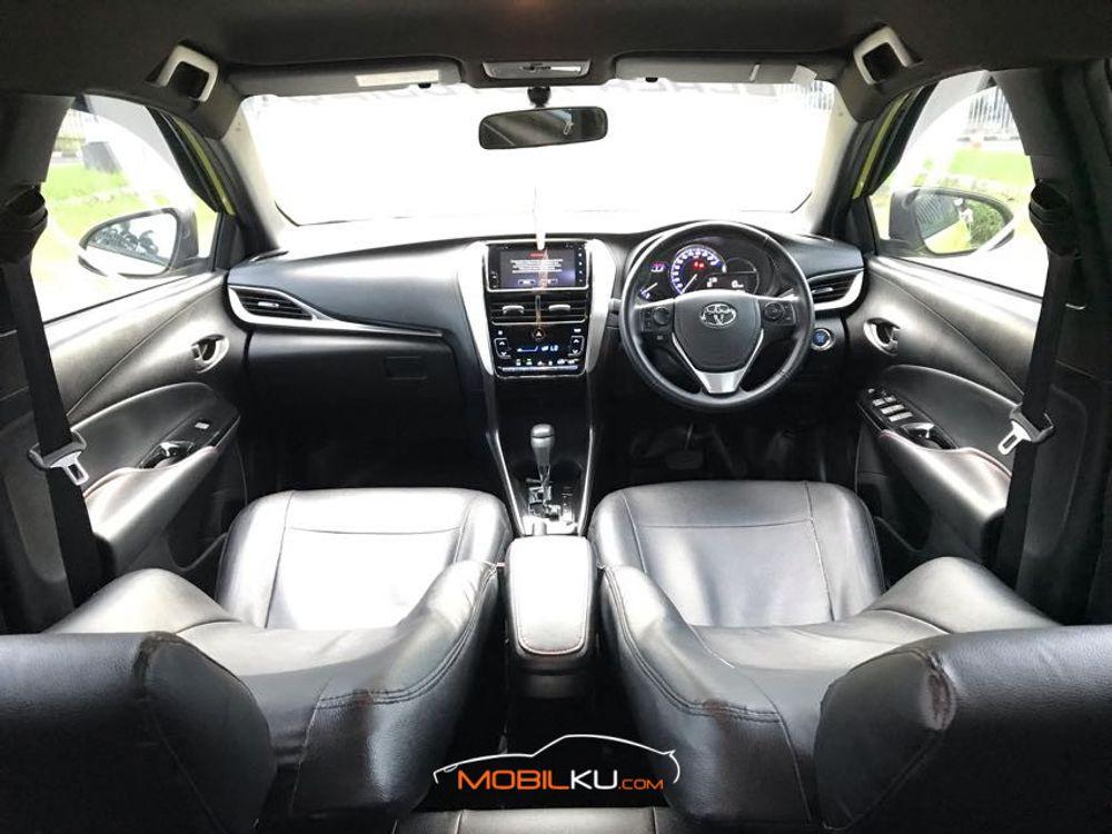 Mobil Toyota Yaris 2019