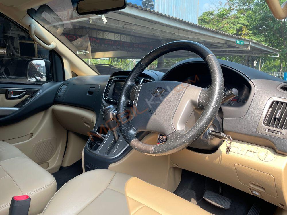 Mobil Hyundai H-1 2018