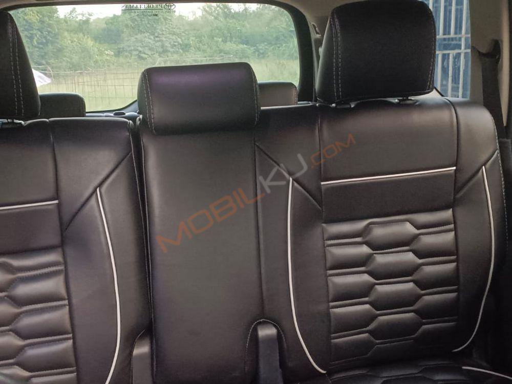 Mobil Toyota Kijang Innova 2016