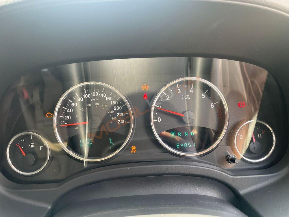 Mobil Jeep Compass 2013