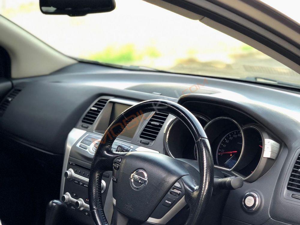Mobil Nissan Murano 2012