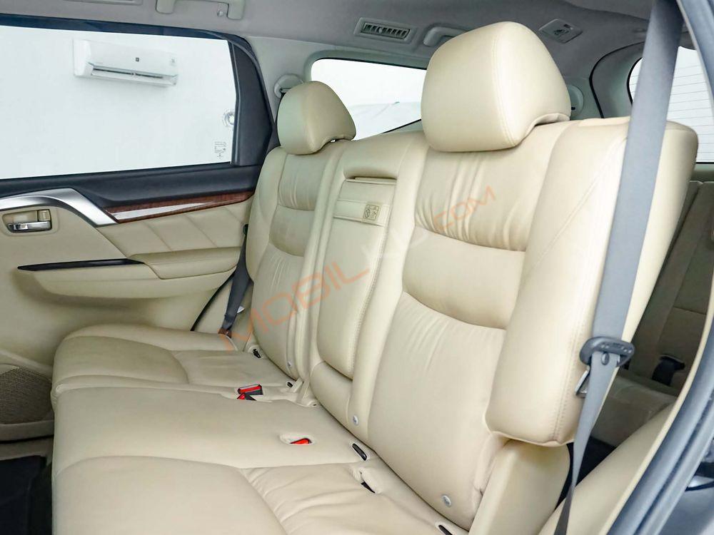 Mobil Mitsubishi Pajero Sport 2019