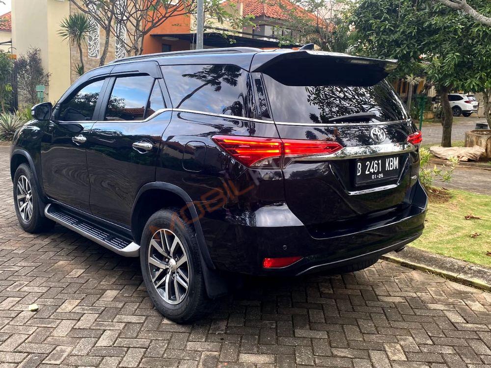Mobil Toyota Fortuner 2016