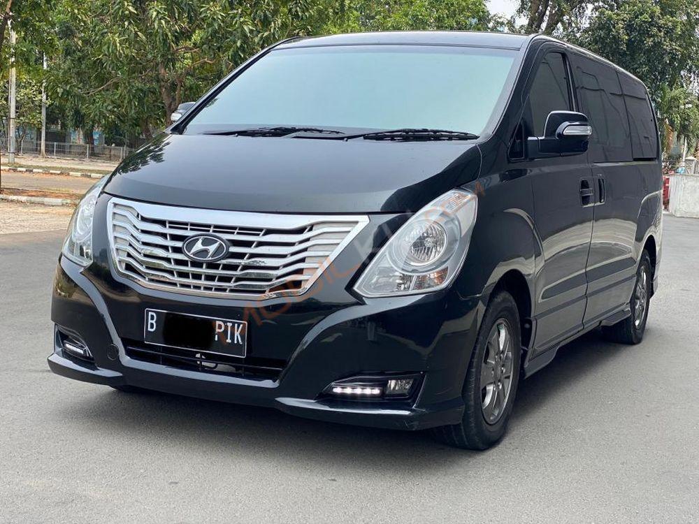 Mobil Hyundai H-1 2017