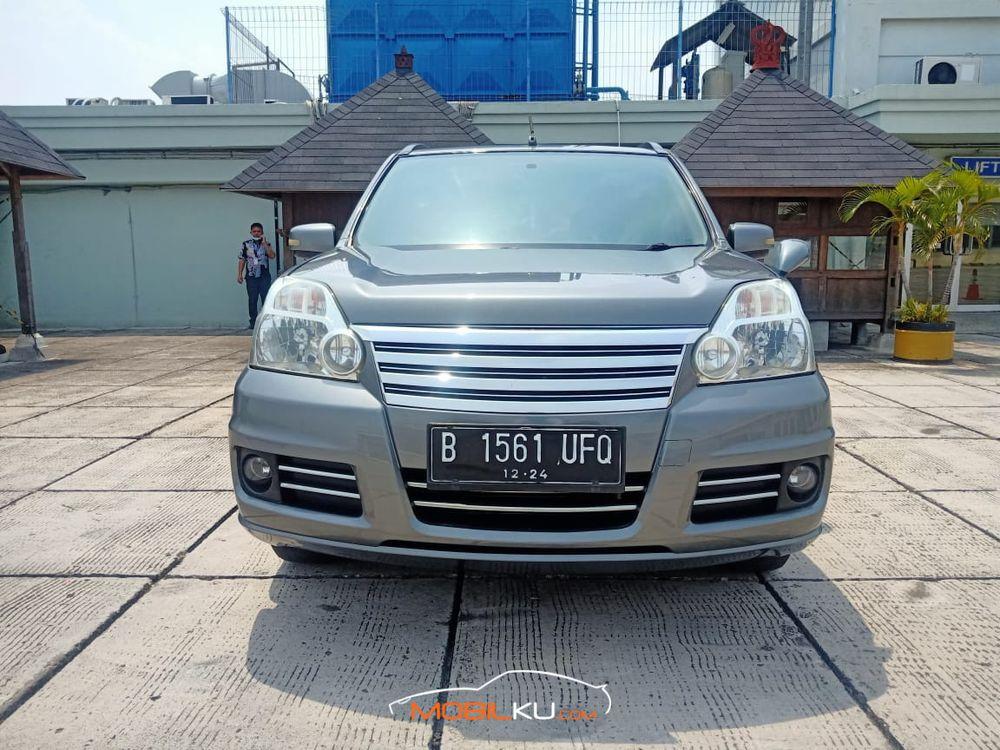 Mobil Nissan X-Trail 2009