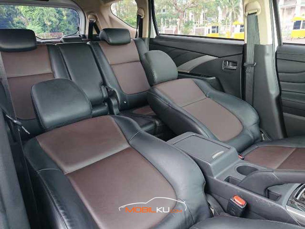 Mobil Mitsubishi Xpander Cross 2020