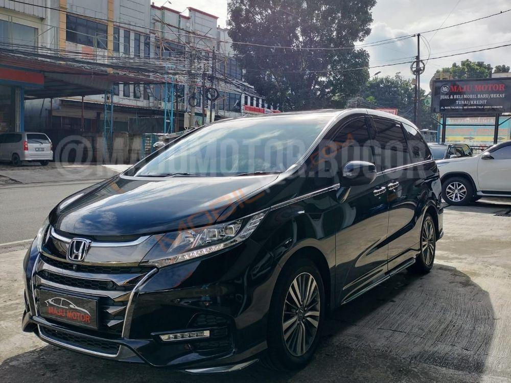 Mobil Honda Odyssey 2019