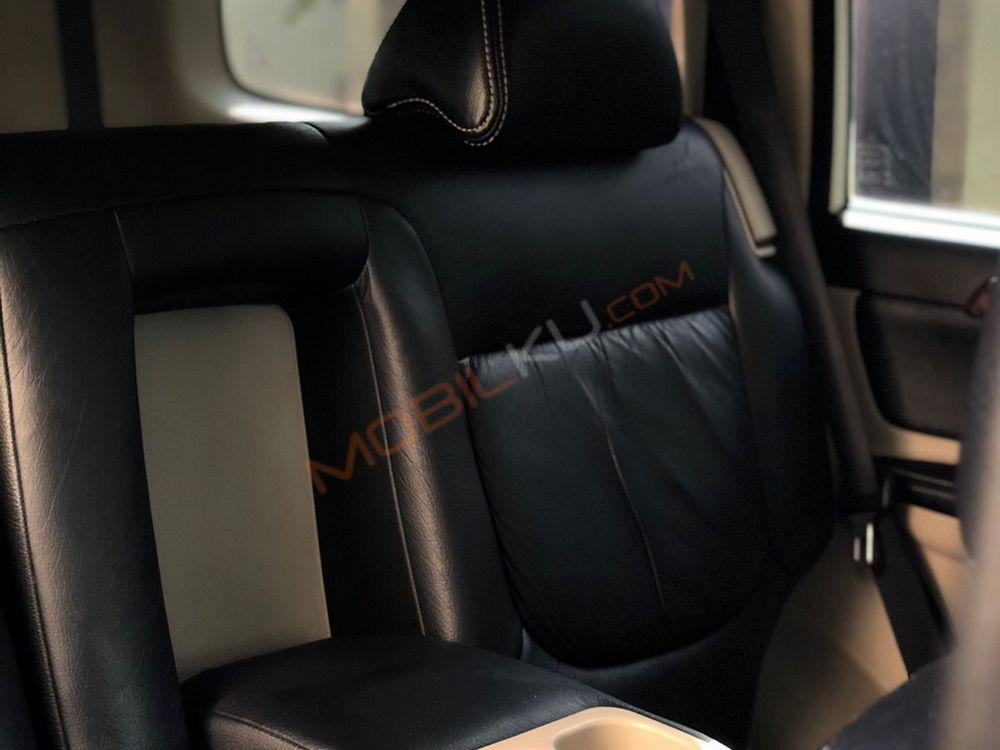 Mobil Mitsubishi Pajero Sport 2015